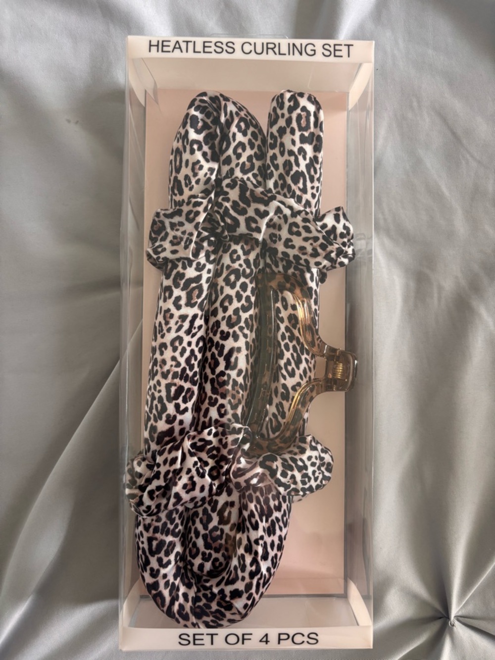 Forever 21 Leopard Print Heatless Curling Set Tools & Hair Scrunchies Brand New